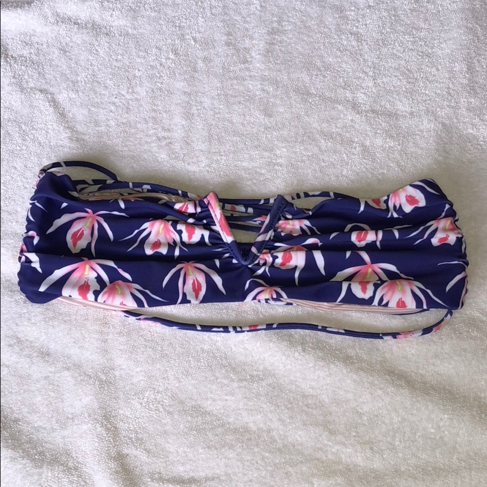 Acacia ohia too in blue island orchid